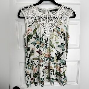 Suzy Shier White Floral Crochet Yoke Tank Top